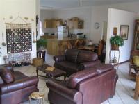 Lounges - 28 square meters of property in Onrus Rivier (Onrus)