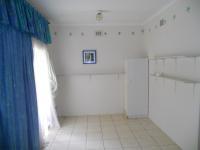 Bed Room 3 - 10 square meters of property in Marina Beach