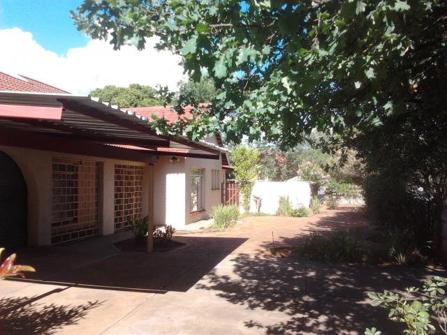 3 Bedroom House for Sale For Sale in Stilfontein - Private Sale - MR104103