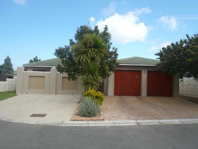 4 Bedroom House for Sale For Sale in Strand - Home Sell - MR10418