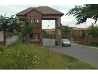 Front View of property in Silver Lakes Golf Estate