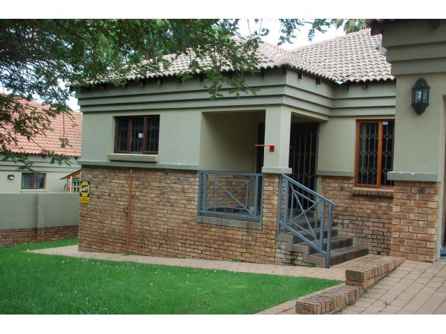 3 Bedroom House for Sale For Sale in Murrayfield - Home Sell - MR104326