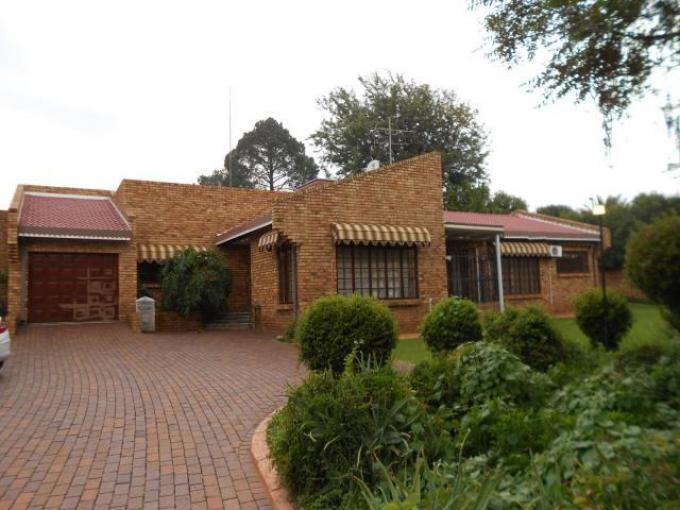 3 Bedroom House for Sale For Sale in Benoni - Private Sale - MR104412