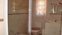 Bathroom 2 - 6 square meters of property in Sunward park