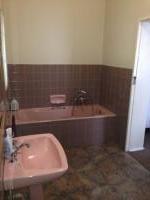 Bathroom 1 - 10 square meters of property in Springs