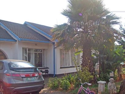 3 Bedroom House for Sale For Sale in Randfontein - Private Sale - MR10450