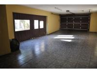Spaces of property in Benoni