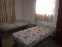 Bed Room 1 - 15 square meters of property in Hibberdene