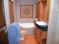 Bathroom 2 - 3 square meters of property in Drummond