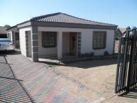 Front View of property in Potchefstroom