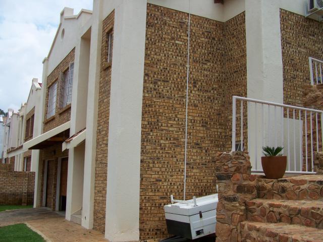 4 Bedroom House for Sale For Sale in Rustenburg - Private Sale - MR104990