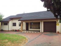 Front View of property in Roodekop