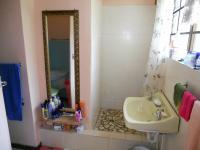 Bathroom 2 - 4 square meters of property in Hibberdene