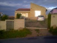 Front View of property in Beacon Bay