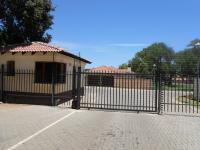 Front View of property in Willow Park Manor