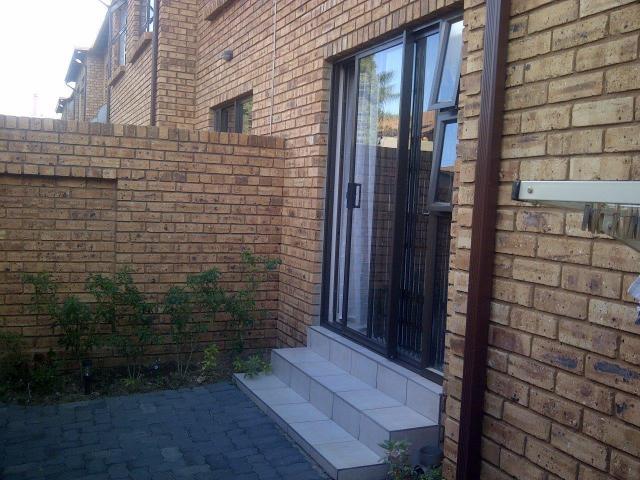 2 Bedroom Duplex for Sale For Sale in Alberton - Private Sale - MR105123