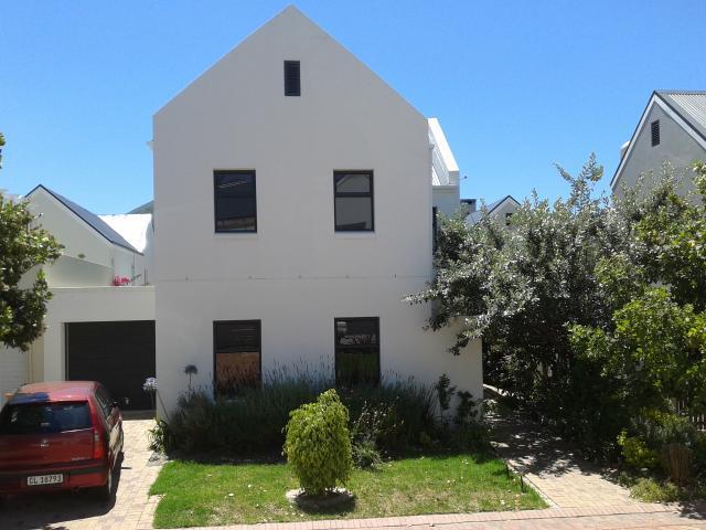 3 Bedroom House for Sale For Sale in Stellenbosch - Home Sell - MR105158