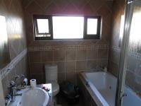Bathroom 3+ - 54 square meters of property in Boksburg