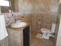 Bathroom 3+ - 54 square meters of property in Boksburg