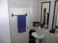 Bathroom 1 of property in Birchleigh