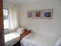 Bed Room 2 - 16 square meters of property in Margate