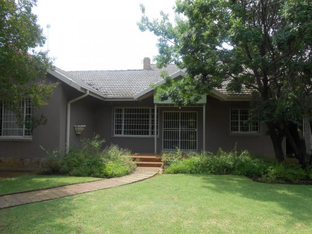 3 Bedroom House for Sale For Sale in Vereeniging - Home Sell - MR105279