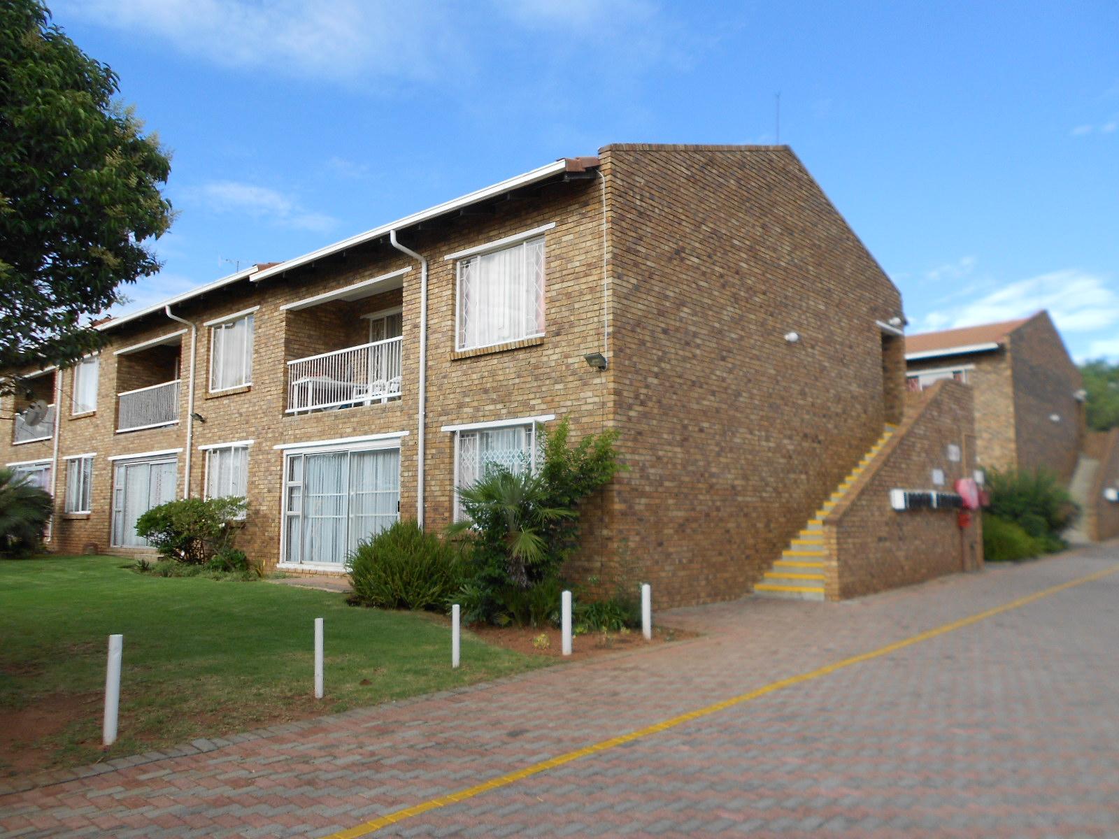 Front View of property in Krugersdorp