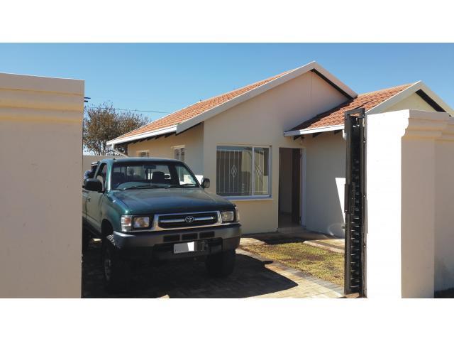 2 Bedroom House for Sale For Sale in Protea Glen - Home Sell - MR105375