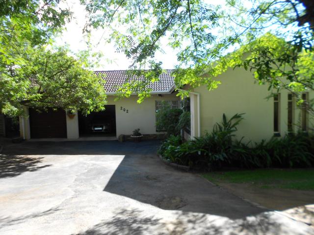 4 Bedroom House for Sale For Sale in Kempton Park - Private Sale - MR105672