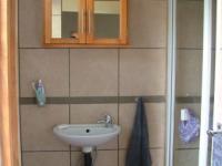 Main Bathroom - 11 square meters of property in Middelburg - MP