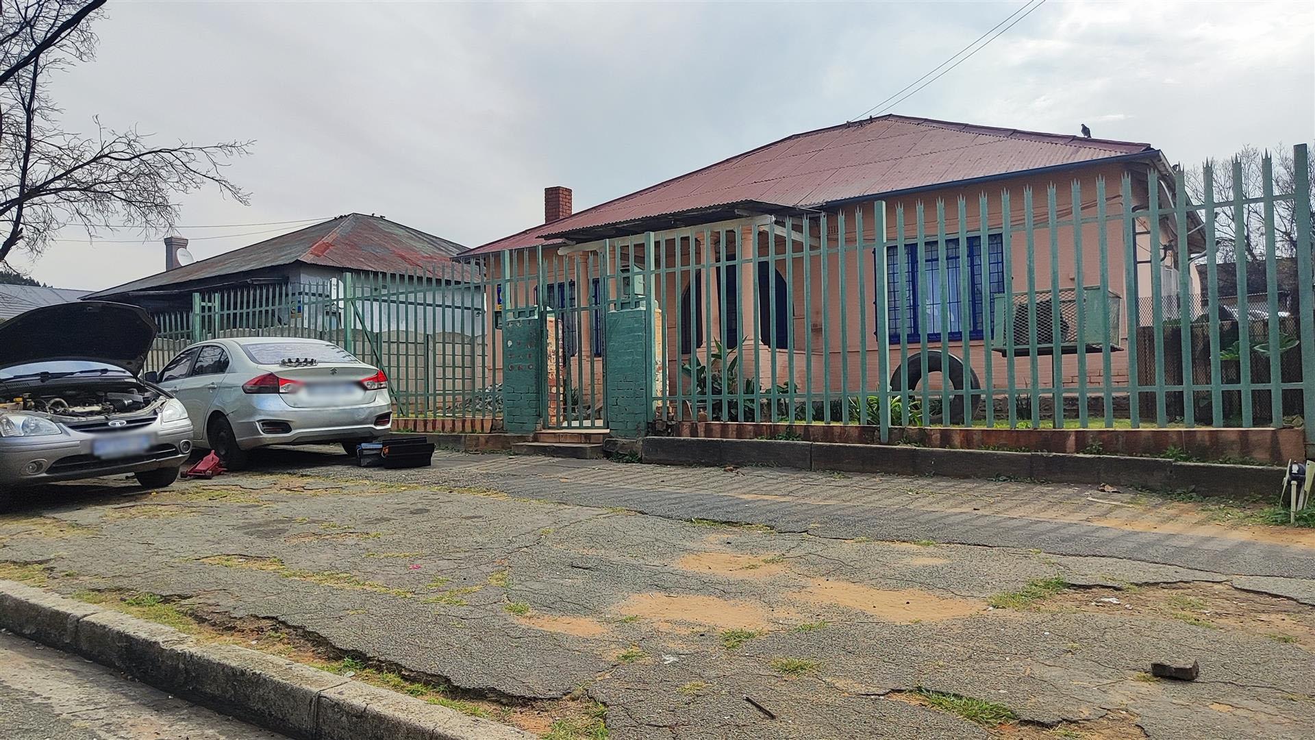 Front View of property in Germiston South