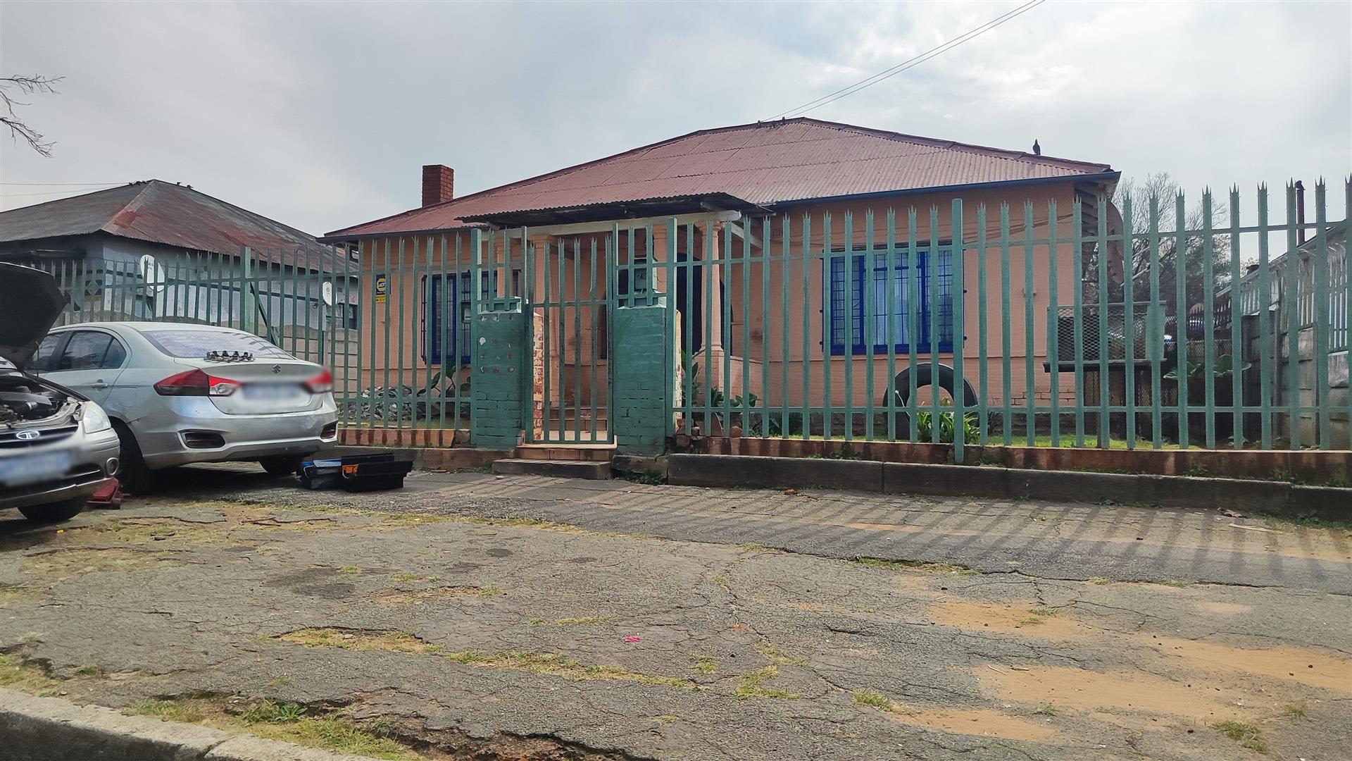 Front View of property in Germiston South