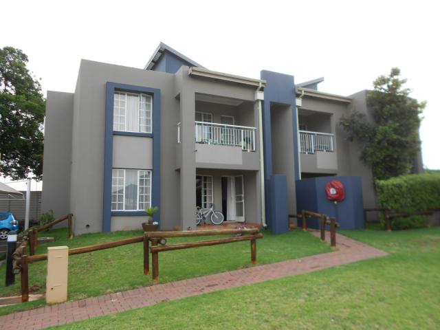 2 Bedroom Sectional Title for Sale For Sale in Benoni - Private Sale - MR105880