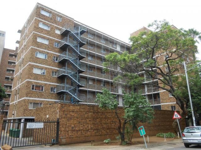 2 Bedroom Apartment for Sale For Sale in Pretoria Central - Home Sell - MR105918