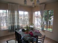 Dining Room - 13 square meters of property in Lenasia South