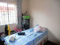 Bed Room 2 of property in Lenasia South