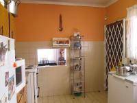 Kitchen - 10 square meters of property in Lenasia South