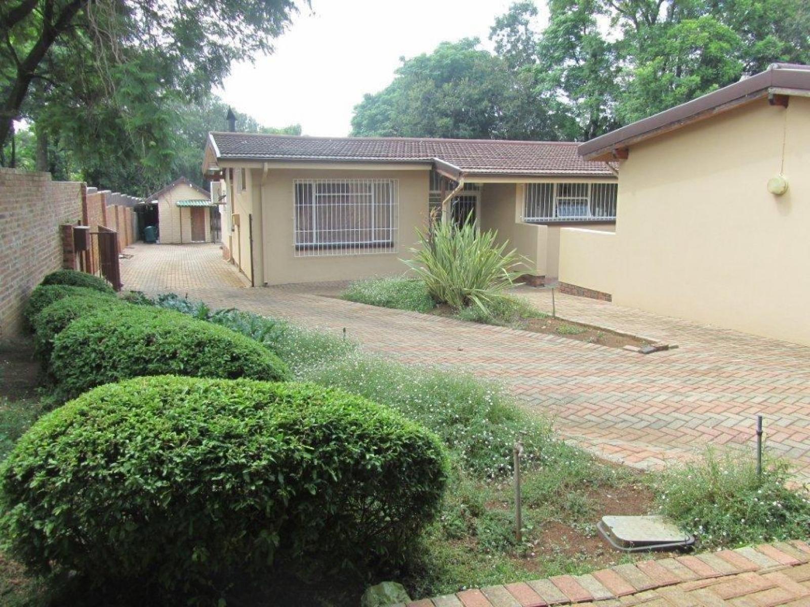 Front View of property in Northcliff