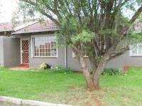 2 Bedroom 1 Bathroom Simplex for Sale for sale in Roodepoort