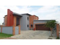 4 Bedroom 4 Bathroom House for Sale for sale in Midlands Estate