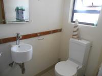 Bathroom 1 - 2 square meters of property in Midlands Estate