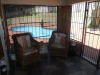 Spaces - 139 square meters of property in Umtentweni
