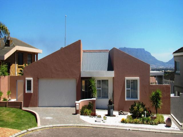 3 Bedroom House for Sale For Sale in Plattekloof - Home Sell - MR106065