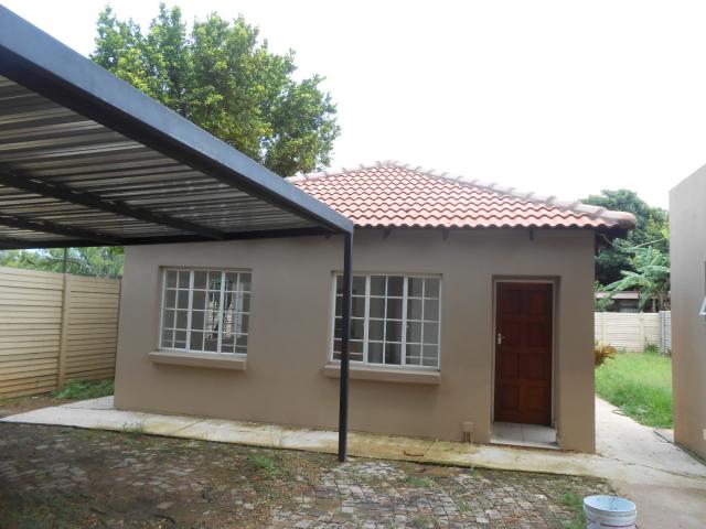 3 Bedroom Duet for Sale For Sale in Rietfontein - Private Sale - MR106271