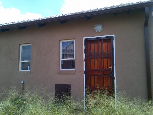 2 Bedroom House  for Sale  For Sale  in Soweto  Home  Sell 