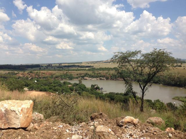 Land for Sale For Sale in Vaal Oewer - Home Sell - MR106338