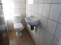 Bathroom 1 - 2 square meters of property in Henley-on-Klip