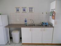 Kitchen - 31 square meters of property in Jeffrey's Bay