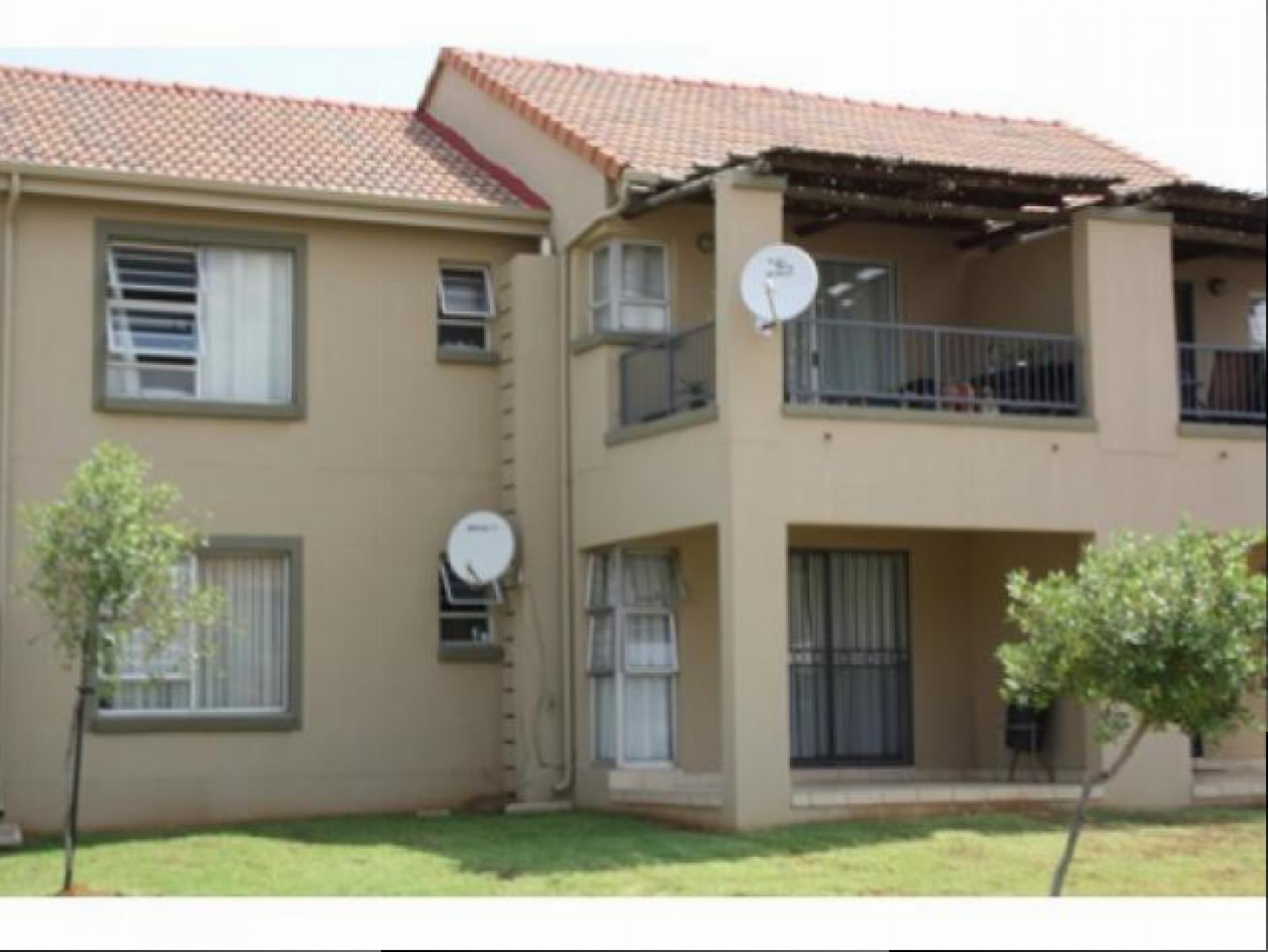 Front View of property in Six Fountains Estate