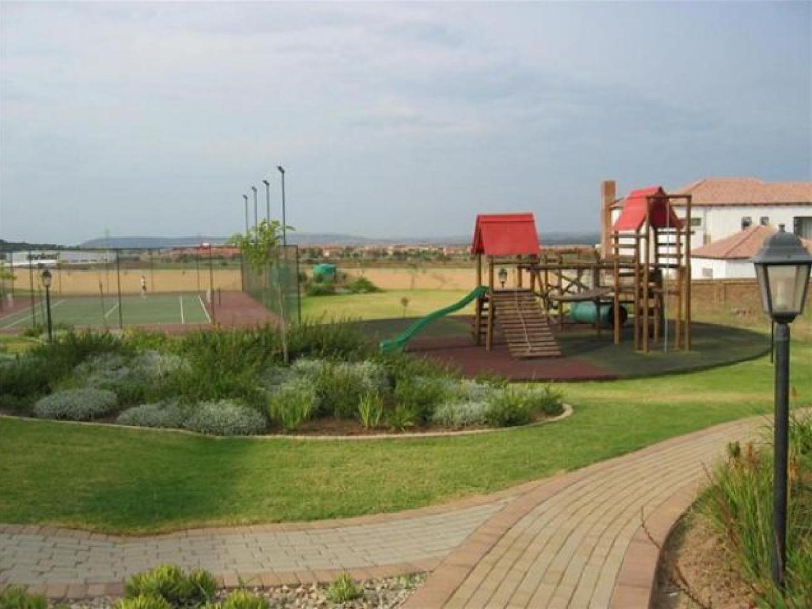 Entertainment of property in Six Fountains Estate